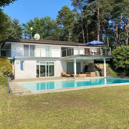Villa Violetta Luino Eksteriør bilde